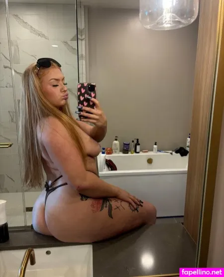 Heluvscarr OnlyFans Thumbnail #cxXmeOGqsZ