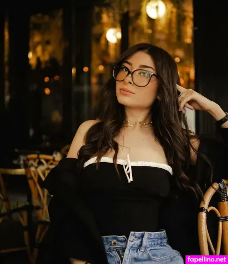 Helydia OnlyFans Thumbnail #7QFWzOop13