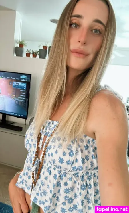 Hemlockhoneyy OnlyFans Thumbnail #GKB46Rc4cJ