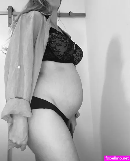 Hemlockhoneyy OnlyFans Thumbnail #u6evrghU3F