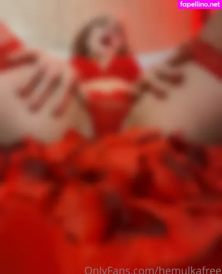 Hemulka OnlyFans Thumbnail #RB9L0DfpMg