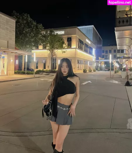 Hena Yang OnlyFans Thumbnail #MGkqgS7Xi3