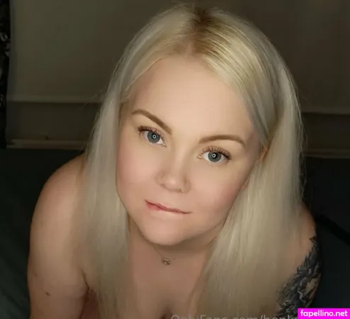 Henksumfree OnlyFans Thumbnail #rkh1x7qbvZ