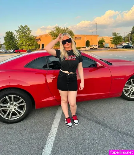 Henleyyyy OnlyFans Thumbnail #6D9R5Iz1p4