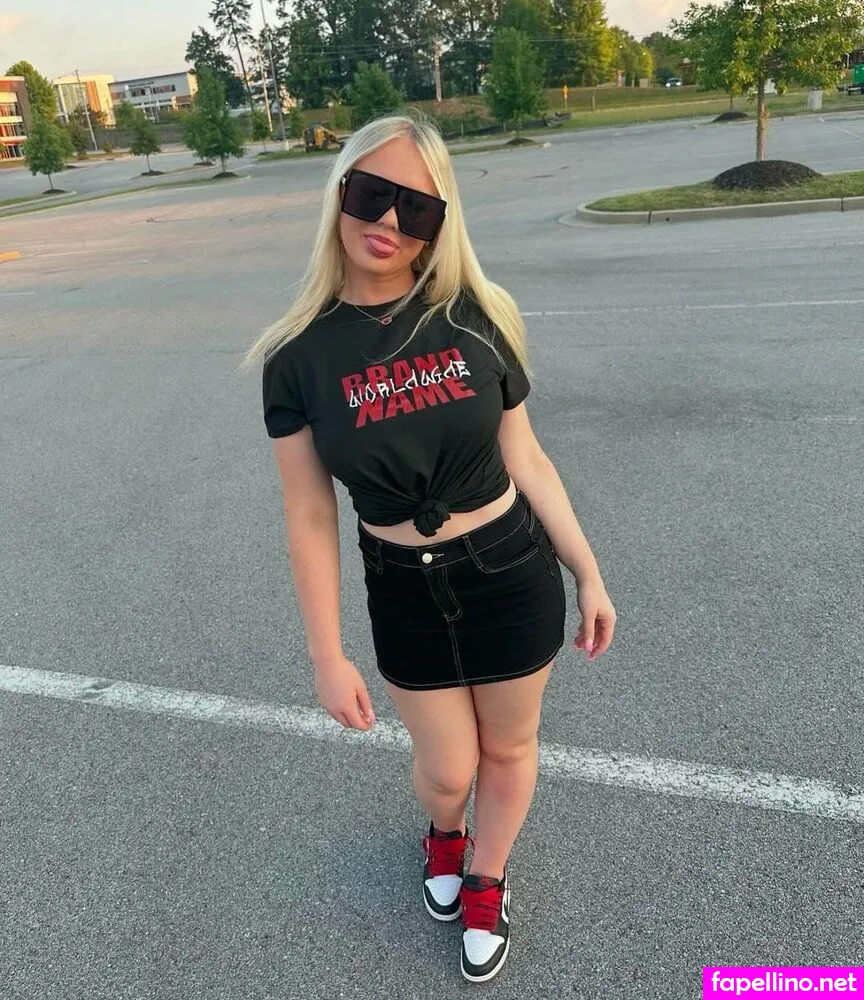 henleyapps_, heynellyy Nude Leaked OnlyFans Photo #7VT3LCTqSU