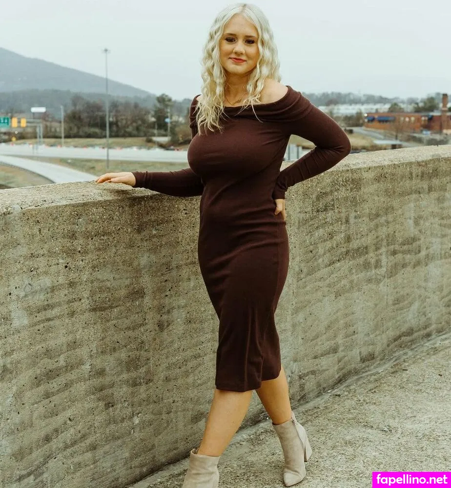 henleyapps_, heynellyy Nude Leaked OnlyFans Photo #TYqw1G2d0z