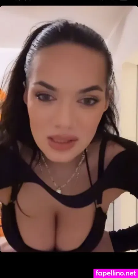 Henna Hennschka OnlyFans Thumbnail #zDGsZpkFQF
