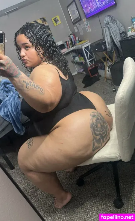 Hennessybbwqueen OnlyFans Thumbnail #TNPEwu4hNb