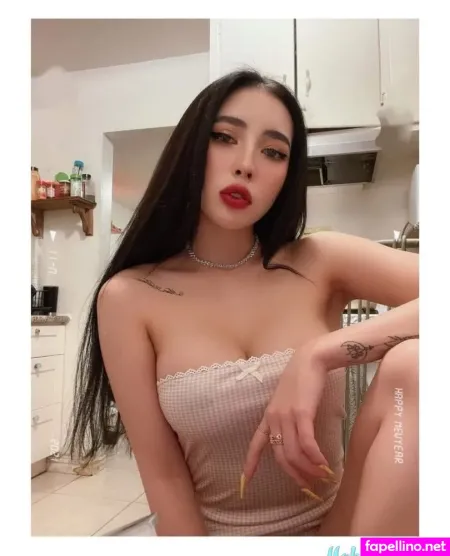Hennie Pham OnlyFans Thumbnail #4N6DujT8Sa