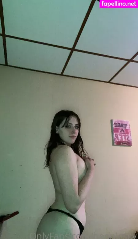 Henniesky OnlyFans Thumbnail #77rThFd50i