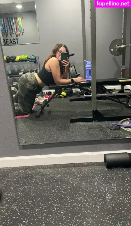 Henniesky OnlyFans Thumbnail #bWHvOh7qxA