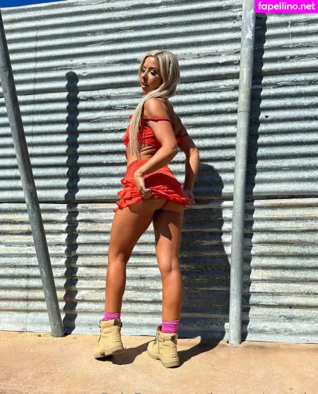Henny Moody OnlyFans Thumbnail #7vpgEzNlZR