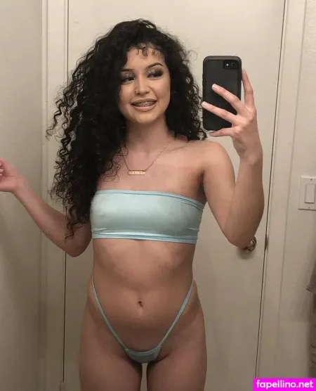 Hennybbyxxx OnlyFans Thumbnail #kr1VGuhibo