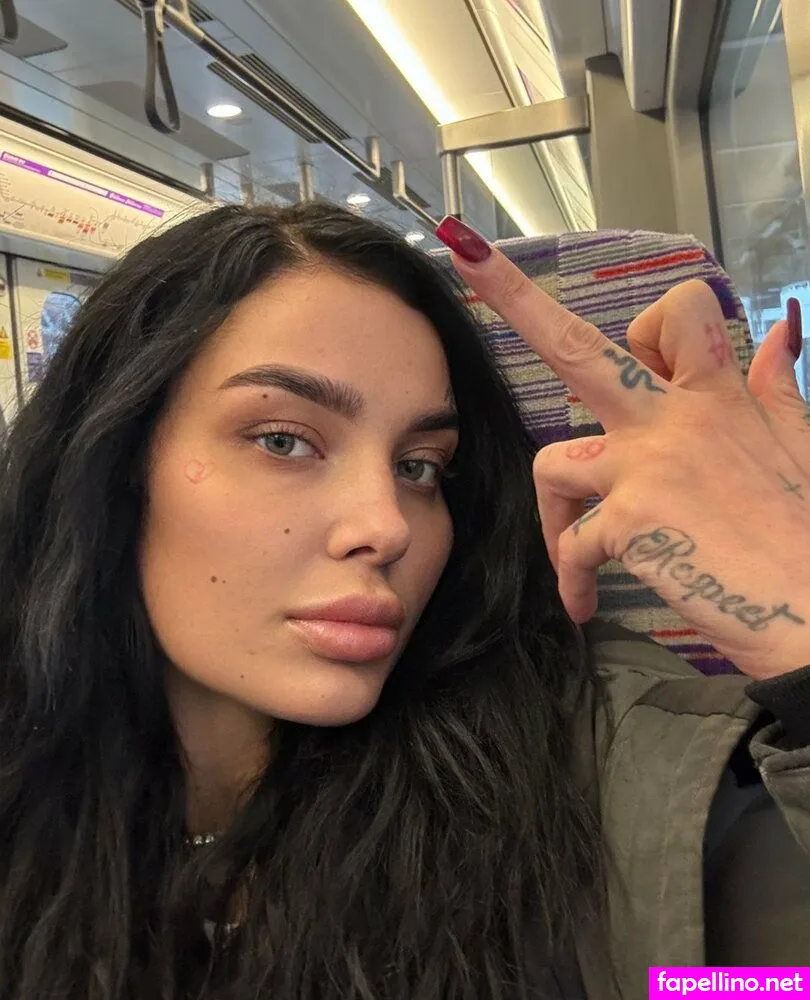 Goddesshennyd, cumforme365, henny365, hennydiamonds365 Nude Leaked OnlyFans Photo #3fSMwFUpuR