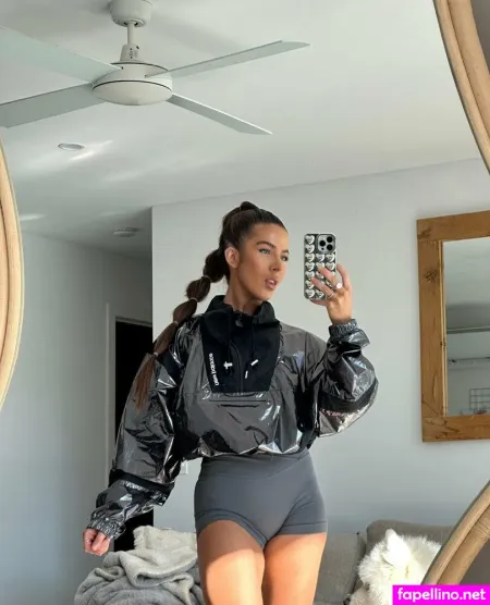 Hennymoodyoftv Main Profile Photo