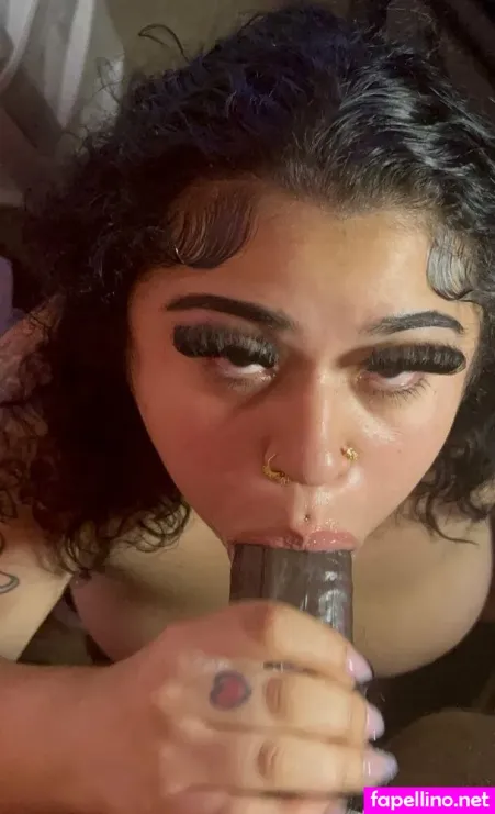 Hennyybankss OnlyFans Thumbnail #VFGVdTBhtW
