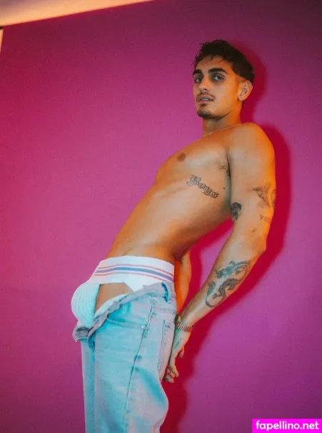 Henryandkasey OnlyFans Thumbnail #X0eQ54dETl