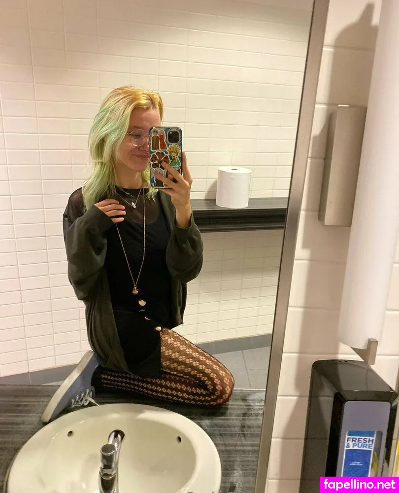 hentaifaye, missfayfaye Nude Leaked OnlyFans Photo #3GCGhAFArW