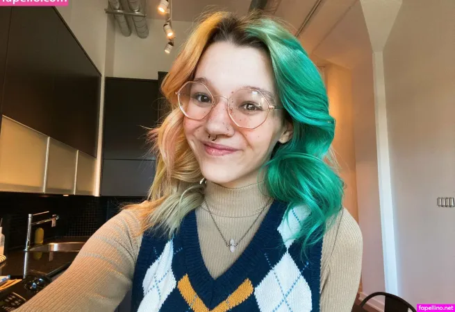 Hentaifaye OnlyFans Thumbnail #MbFE5mb0HH
