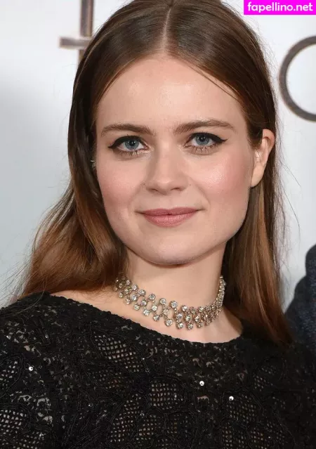 Hera Hilmar OnlyFans Thumbnail #DIn5hPntOx