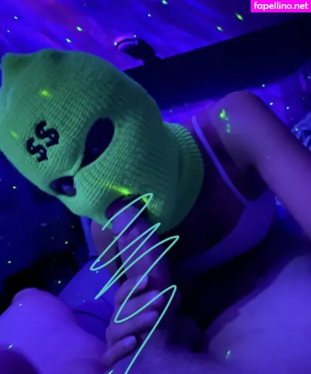 Herathletefeet OnlyFans Thumbnail #UFhtN3cDtP