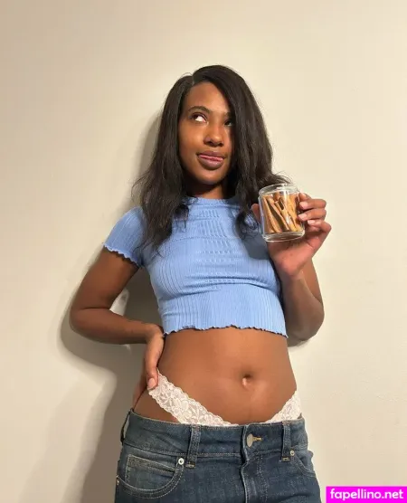 Herbalistbabe OnlyFans Thumbnail #v5MUr8k5xE