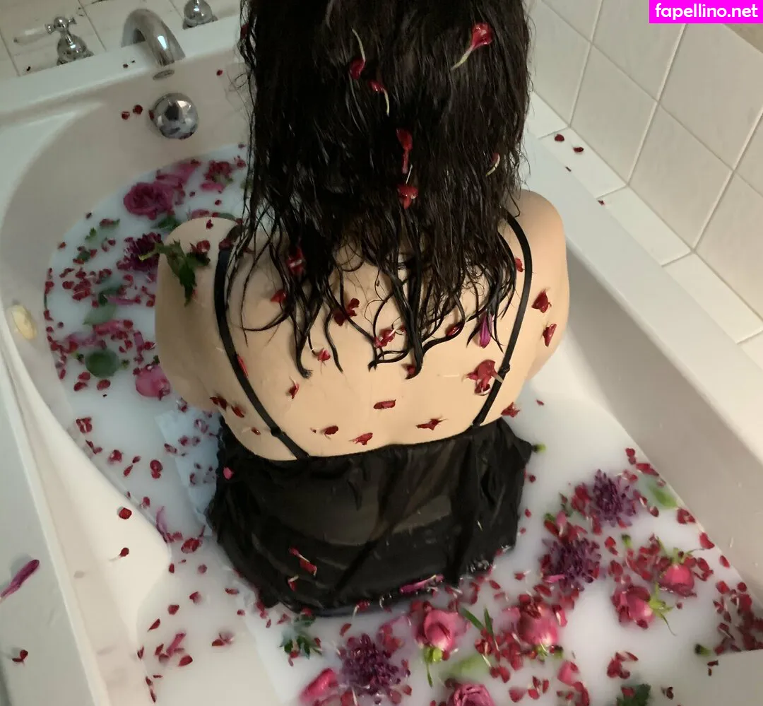 hereliesviolet Nude Leaked OnlyFans Photo #DRDSH1QZYk