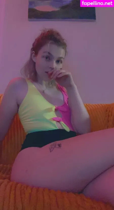 Hereliesviolet OnlyFans Thumbnail #TcfhBZynSP