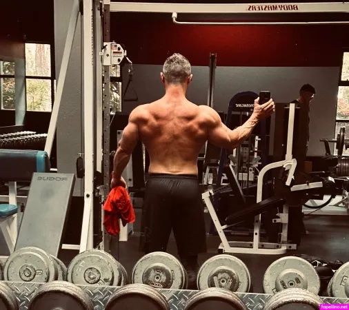 Herethisthat OnlyFans Thumbnail #x4nj2sXGmJ