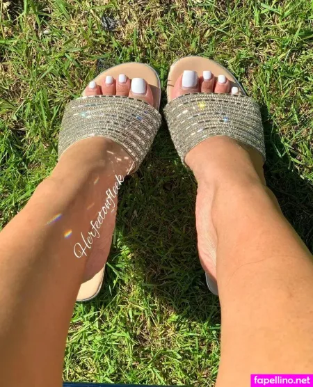 Herfeetonfleek OnlyFans Thumbnail #FvuVgoskEo