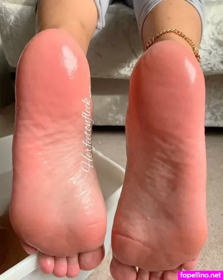 Herfeetonfleek OnlyFans Thumbnail #zzA1uVukdD