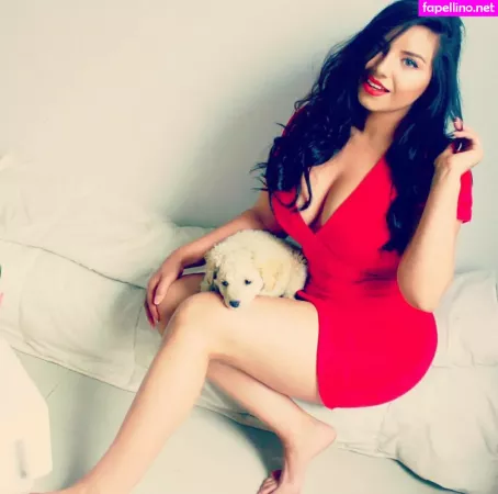 Herlinda Angel OnlyFans Thumbnail #4FgGr6jI6y