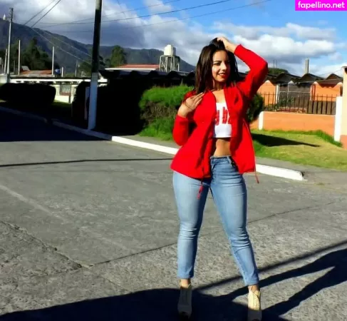 Herlinda Angel OnlyFans Thumbnail #9bYJiGGgVT