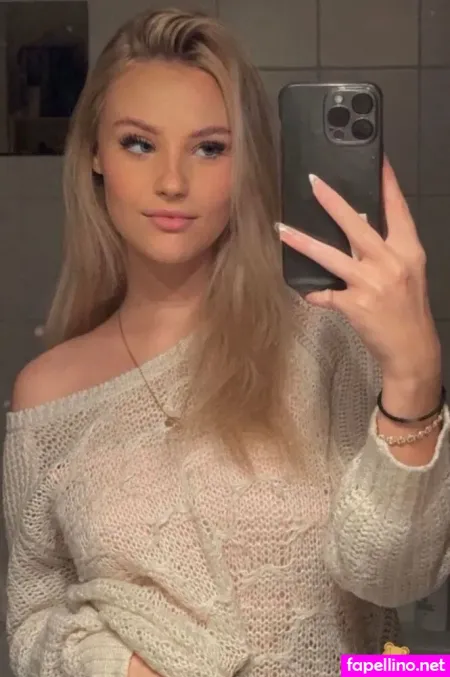 Hermine Radloff OnlyFans Thumbnail #mnB9H7cpjD