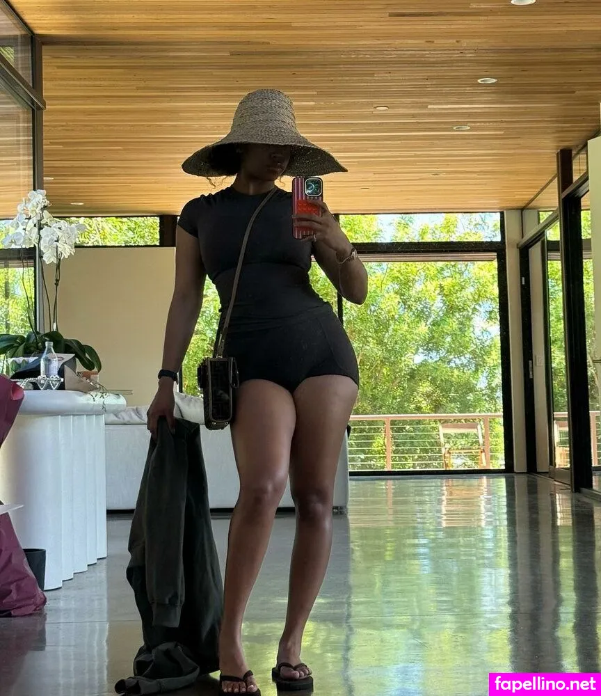Gabriella Sarmiento Wilson, H.E.R., hermusicofficial Nude Leaked OnlyFans Photo #5qJXXu7Rj5
