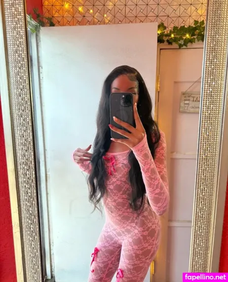 Hernamessarae OnlyFans Thumbnail #FcpPXohYfH