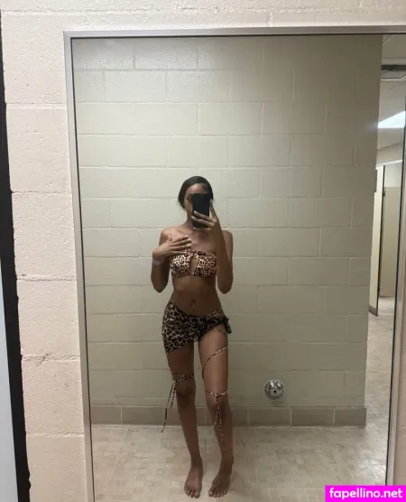 Hernamessarae OnlyFans Thumbnail #USsBgKVDxy