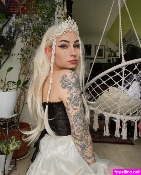 Hernamewasloneliness OnlyFans Thumbnail #zXe55tpPYL