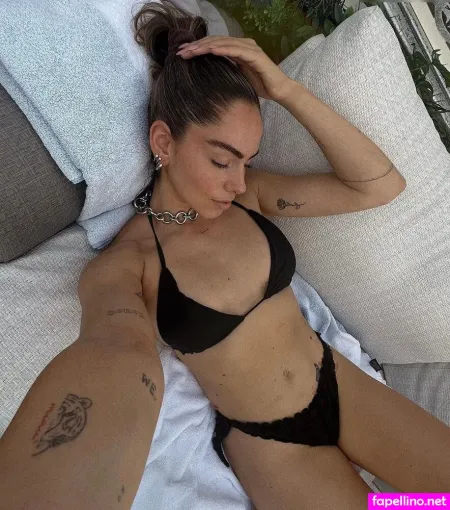 Herstoryfeed OnlyFans Thumbnail #FeNI07ny3D