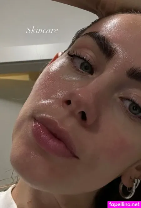 Herstoryfeed OnlyFans Thumbnail #aNz2LR7HEC