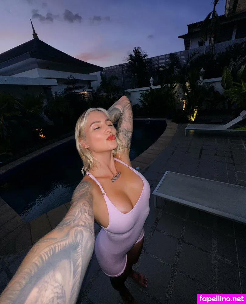 herzblutmadl, herzblutmadlofficial Nude Leaked OnlyFans Photo #2wF01CfkES