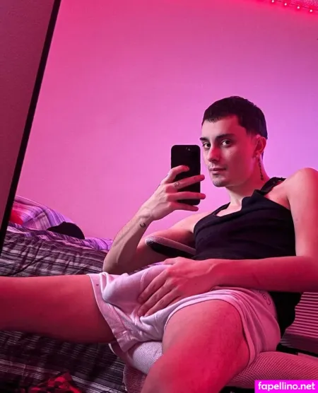 Hesxriley 1 OnlyFans Thumbnail #K9vi9sJmFR