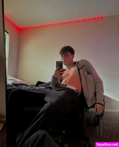 Hesxriley 1 OnlyFans Thumbnail #LYkxXIdz5e