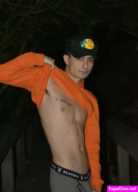 Hesxriley 1 OnlyFans Thumbnail #zfrilcRcfC