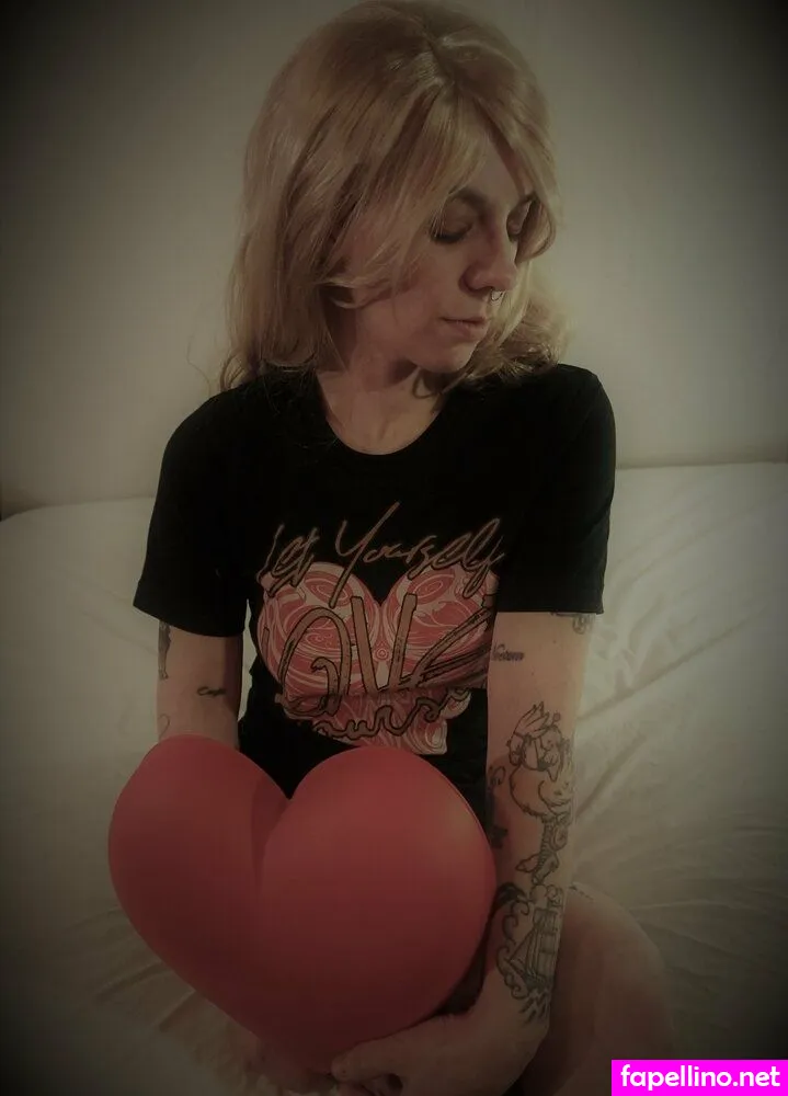hexxxkitten, thehexkitten Nude Leaked OnlyFans Photo #DVmBb99SI3