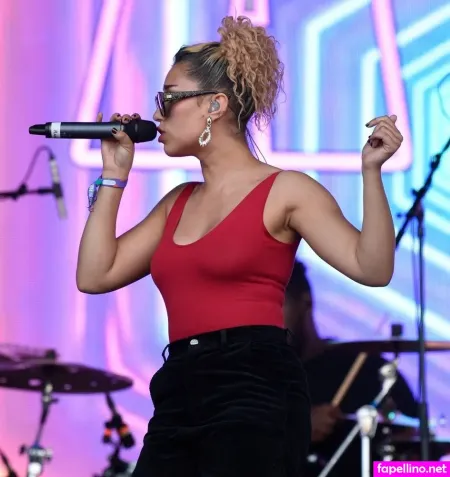 Heycalibear OnlyFans Thumbnail #CPXOVMnz5O