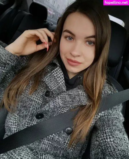 Heychellyhey OnlyFans Thumbnail #fRBikMmBnK