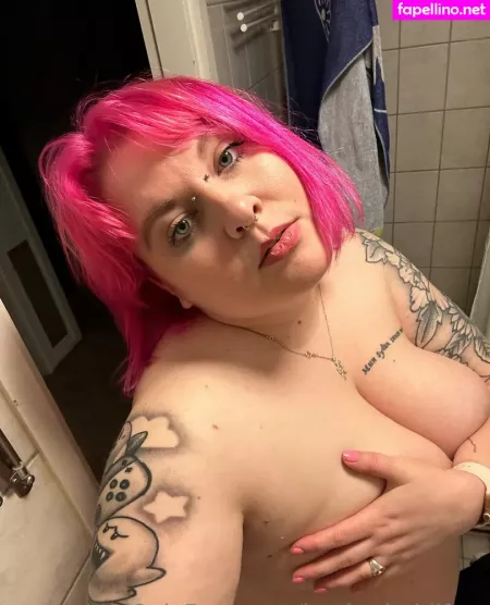 Heyhotheidifree OnlyFans Thumbnail #1dZCqc8qqO