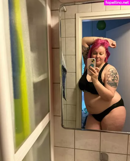 Heyhotheidifree OnlyFans Thumbnail #YzB2fiCpIC