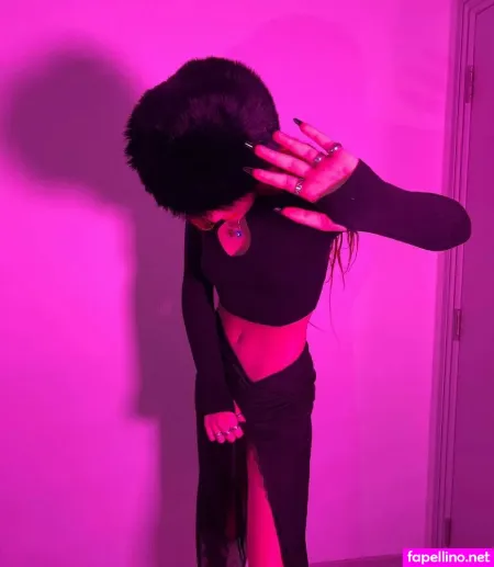 Heyimrue OnlyFans Thumbnail #3bYXmGCTrD